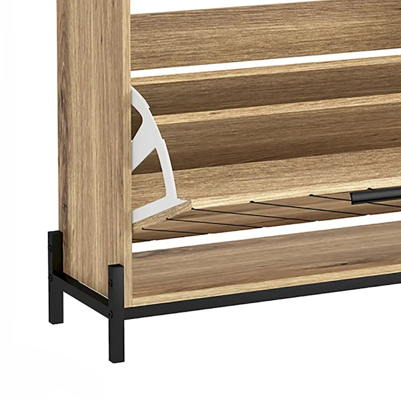 Elegante zapatero de madera con patas metálicas