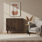 Mueble Auxiliar de Color Marrón Oscuro con Diseño de Diamantes y Estante - 36.0L x 16.3W x 32.0H