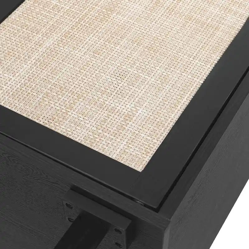 Armario de almacenaje de ratán con laminados ajustables