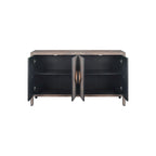 Mueble antiguo de cuatro puertas con chapa de pino y detalles tallados